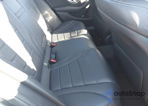 2018 Mercedes-Benz C 300 4Matic z USA, uszkodzony, nr VIN WDDWF4KB0JR335356